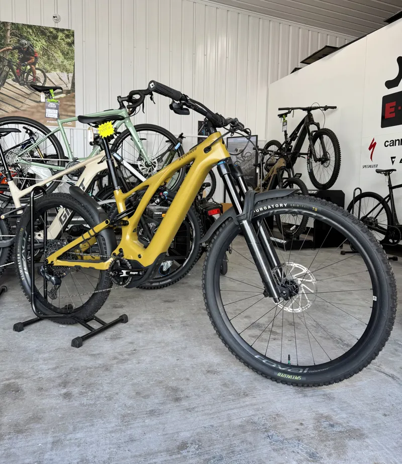 Pre-Loved Specialized Levo Expert Carbon Gen3 S3 Mustard