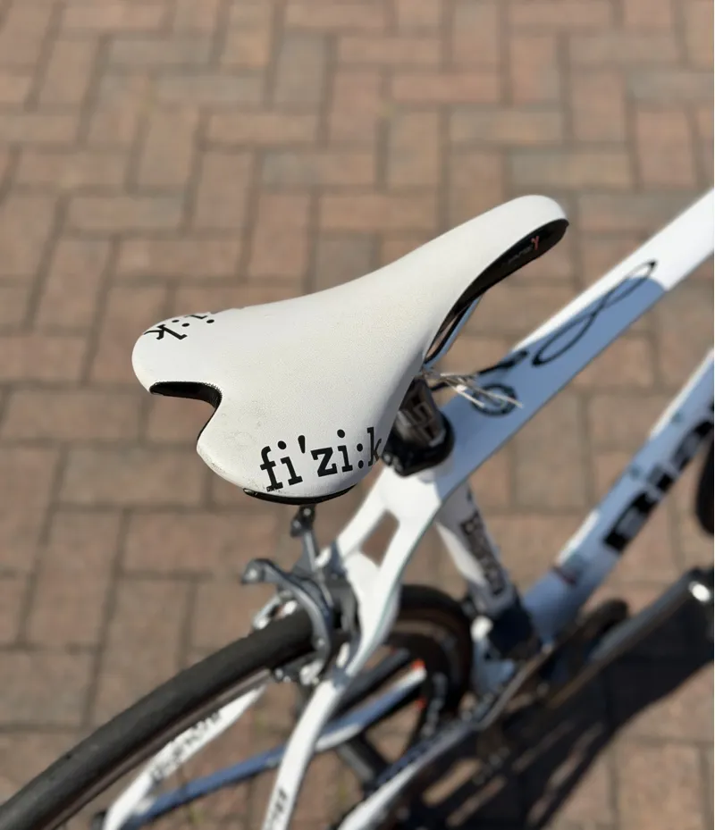 Pre-Loved Bianchi Infinito CV 53cm White-2