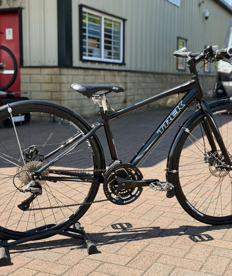 Pre-Loved Trek FX Seven Three XS/Small-1