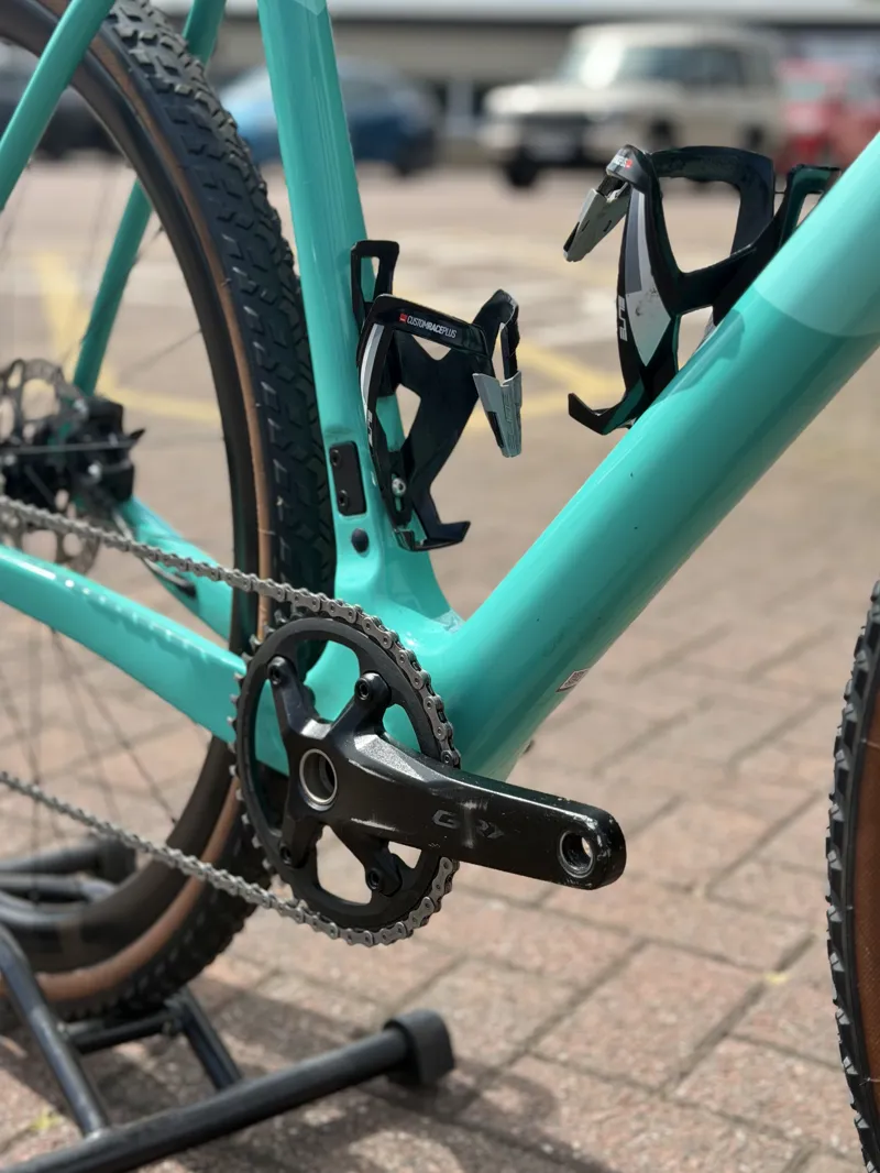 Pre-Loved Bianchi Impulso Pro Celeste 56cm-4